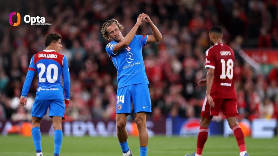 秋高气爽网球盛宴：CCTV5直播精彩对决不容错过